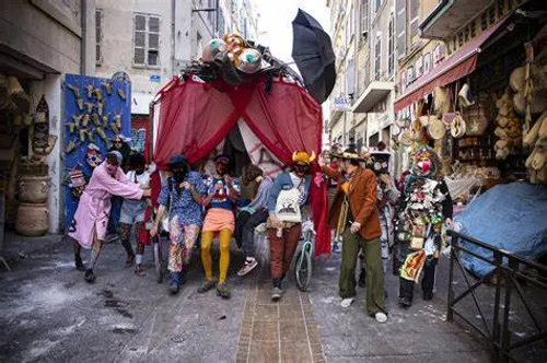 [ Société ] Marseille : la municipalité porte plainte après les...