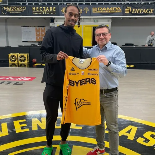 [ SPORT ] Basketball/BetclicElite: Tahjere McCall, rejoint les BYers !