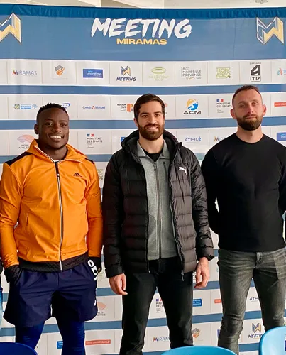 [ SPORT ]: Les premiers athlètes sont arrivés pour participer au...