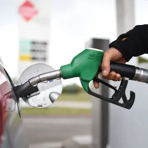 [ SOCIÉTÉ ]: Les prix à la pompe sont en hausse dans les Bouches du...