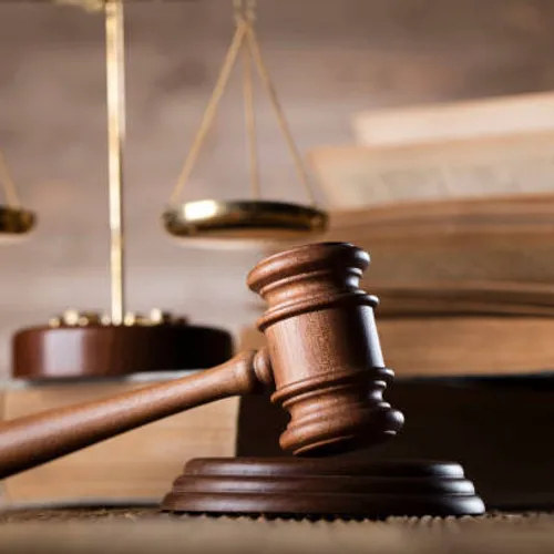 [ SOCIETE ]: Un restaurateur arlésien face à la justice pour avoir...