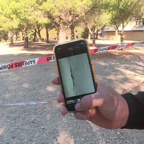 [ SOCIETE ] Istres: Un immeuble évacué cité Bayanne pour fissures