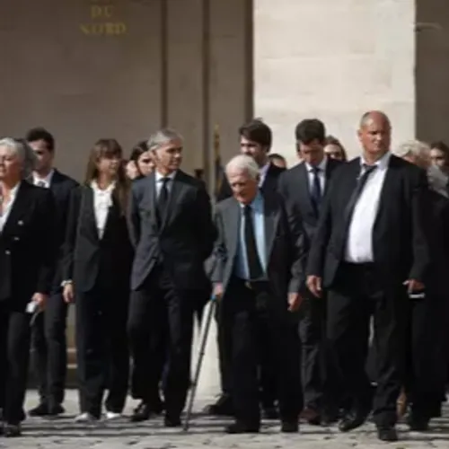 [ PEOPLE ] Dernier aurevoir à Belmondo