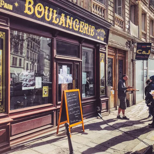 [ ECONOMIE ] Malgré les baisses de rideaux, certains boulangers...