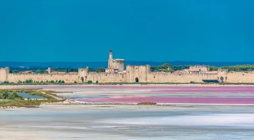 Aigues-Mortes, troisième cité médiévale préférée des Français selon...
