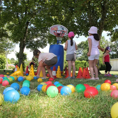 [ ECONOMIE - FRANCE ] Un coup de pouces pour les enfants privés de...