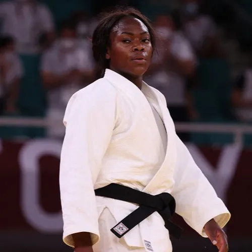 [ SPORT ] Judo Féminin/JO2021: Victoire de Clarisse Agbegnenou par...
