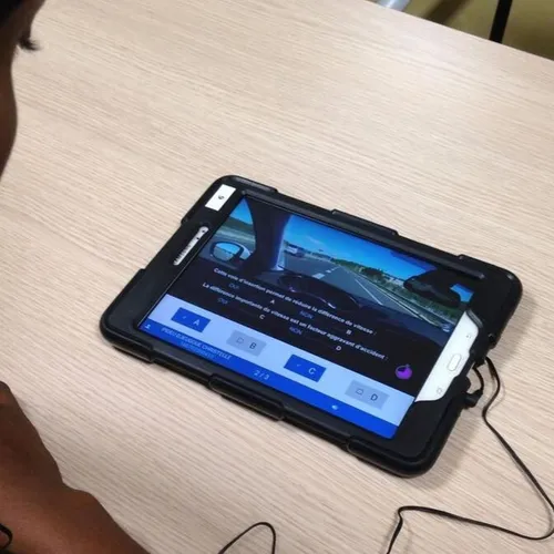 [ JUSTICE - FRANCE ] Des codes de la route obtenus illégalement 