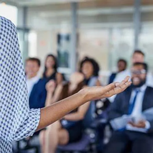 [ SOCIETE ]: Dur dur d'être guide conférencier en ce moment