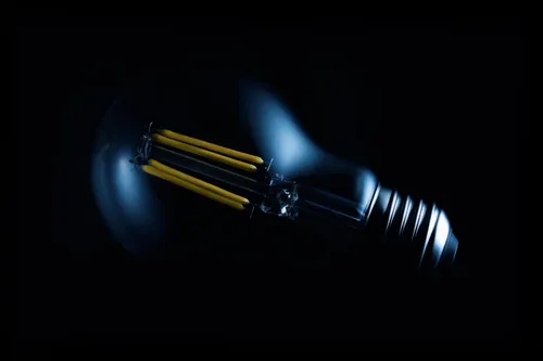 Électricité gratuite avant 2040 ? Ce que disent vraiment les chiffres