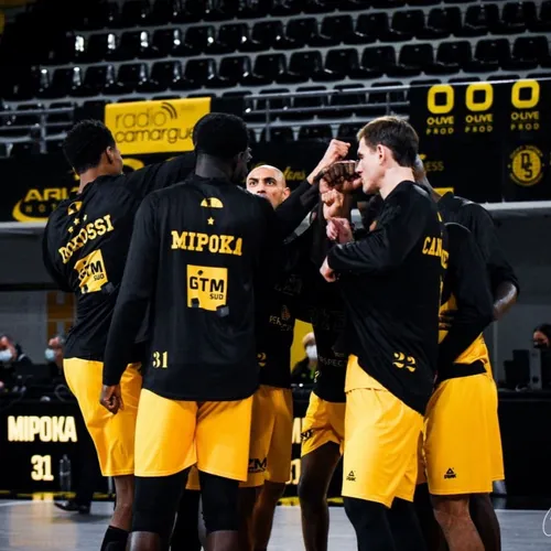 [ SPORT / BASKET ]: La défaite de Fos contre Limoges hier soir.