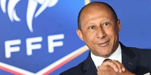 [ SPORT - FOOTBALL ] Philippe Diallo, candidat à sa réélection à la...