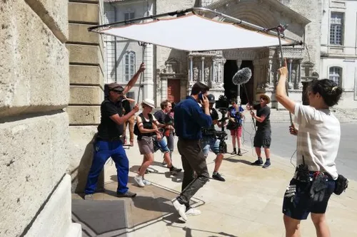 [CULTURE]: Amazon Prime tourne une série à Arles.