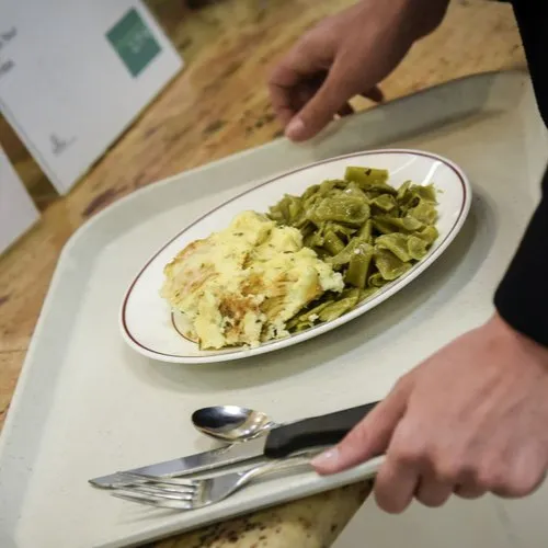 [ EDUCATION - FRANCE ] Près de 20% des étudiants ne mangent pas à...