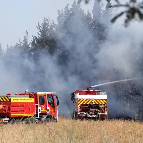 [ ENVIRONNEMENT ] Jonquière-St-Vincent: L'incendie a ravagé 4...