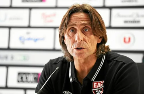 [ SPORT ] Football: Frédéric Bompard, nouveau coach du Nîmes...