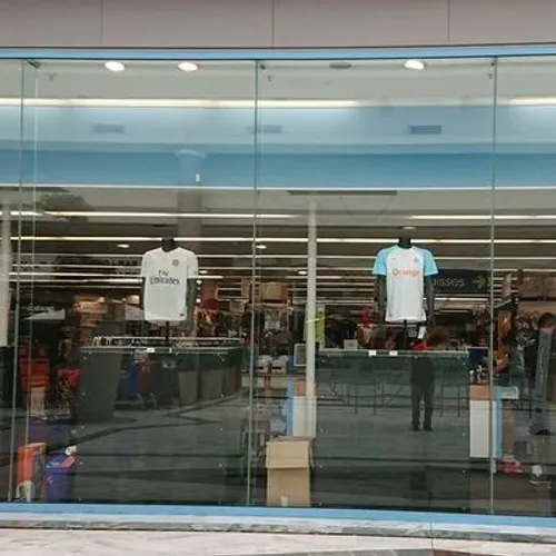 [ ECONOMIE/SOCIAL ] Nîmes: Go Sport officiellement placé en...