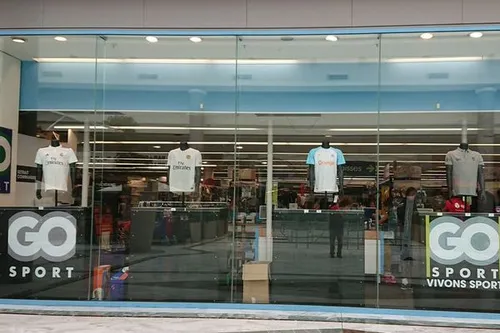[ ECONOMIE/SOCIAL ] Nîmes: Go Sport officiellement placé en...