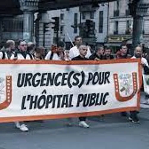 [ GREVE ] Arles: Les fonctionnaires dans la rue