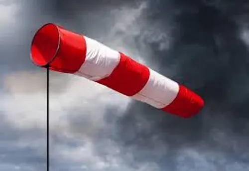 [METEO]: Le mistral fait son retour, et ça va pas s’arranger demain.