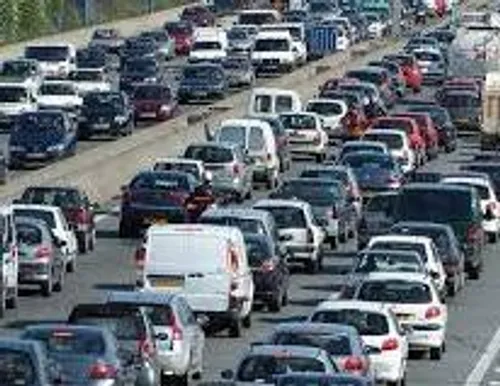 Été sous tension : bouchons et grève en vue sur les routes du sud-est