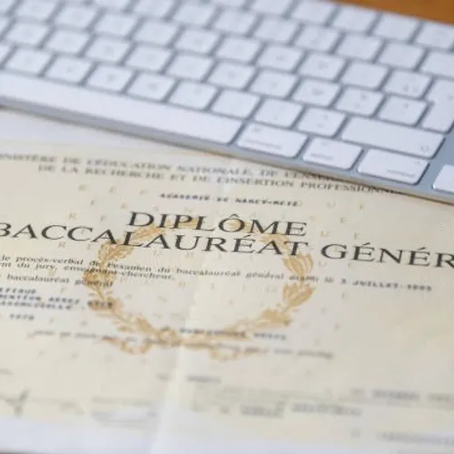 [ SOCIÉTÉ ]: Le bac pour 17 000 candidats d’Aix Marseille