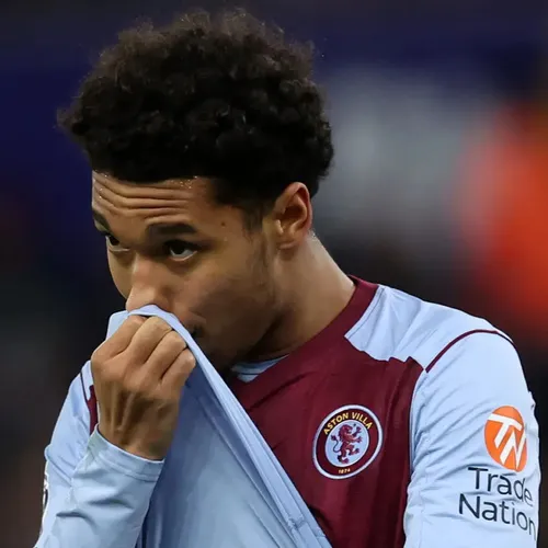 [ SPORT - FOOTBALL ] EURO2024: Kamara forfait pour 6 mois