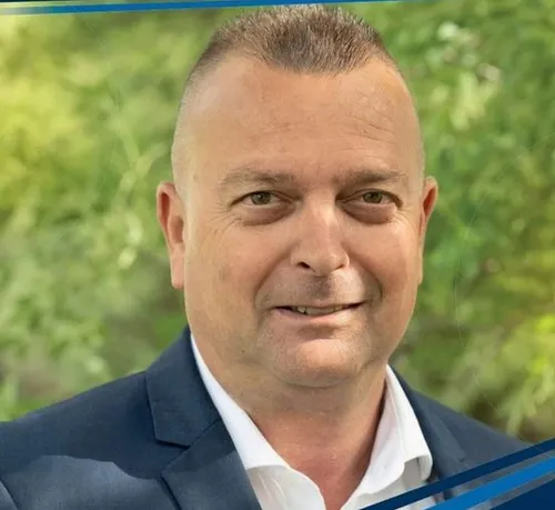 [ POLITIQUE - ST MARTIN DE CRAU ] Christophe Laufray contre attaque...