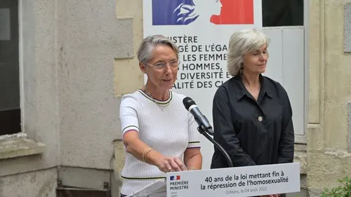 [ SOCIETE ] Homosexualité: La communauté obtient un poste...