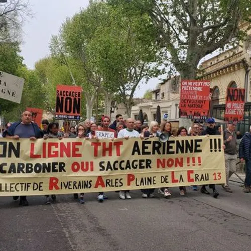 [ SOCIETE - ARLES ] La ligne THT continue de mobiliser 