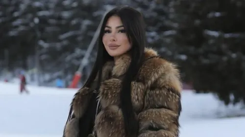 [ Société ] Une influenceuse en quête de défis alpins.