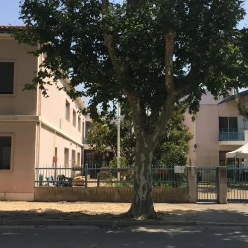 [ FINANCE/SOCIETE ] Contrat signé pour la reconstruction de l'EHPAD...