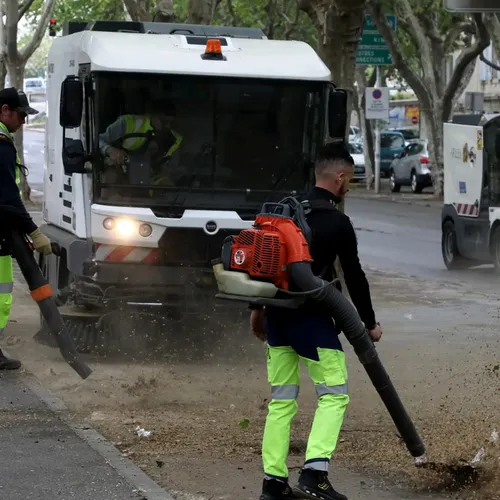 [ ENVIRONNEMENT ] Arles - Propreté : "On est en chantier, à la...