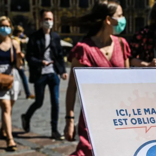 [ SOCIETE/SANTE ] Boûches-du-Rhône: Le masque fait son retour en...