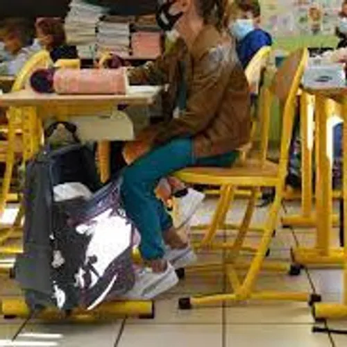 [ SOCIETE ] Pass sanitaire: Certains élèves vont pouvoir souffler