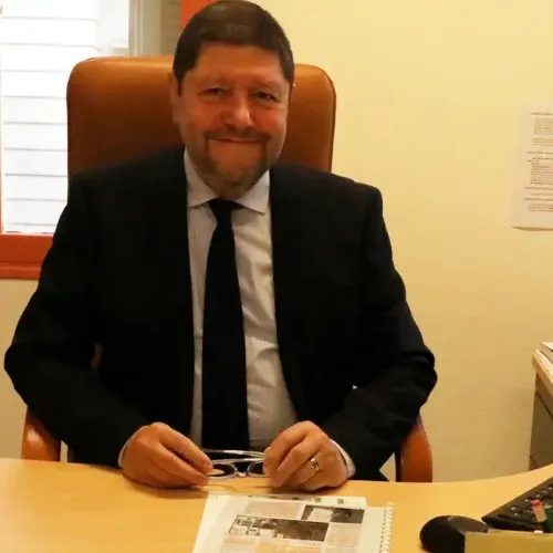 [ SOCIETE ]Frédéric Mison, médiateur de la Ville d'Arles :...