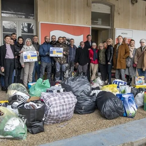 [SOLIDARITÉ]: Les dons des Arlésiens en route pour l’Ukraine.