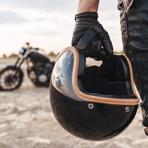 [ SOCIÉTÉ ]: Les motards sont de plus en plus nombreux à ressortir...