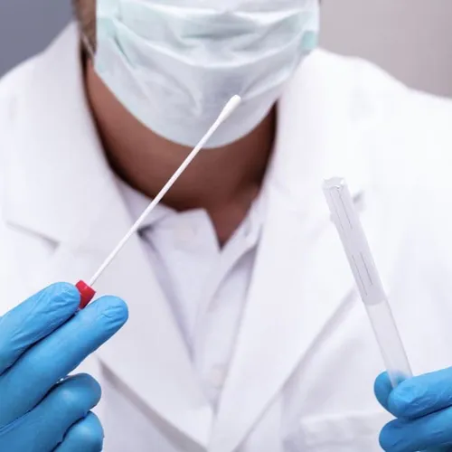 [ SOCIÉTÉ / SANTÉ ]: Les tests covid ne serviront plus pour entrer...