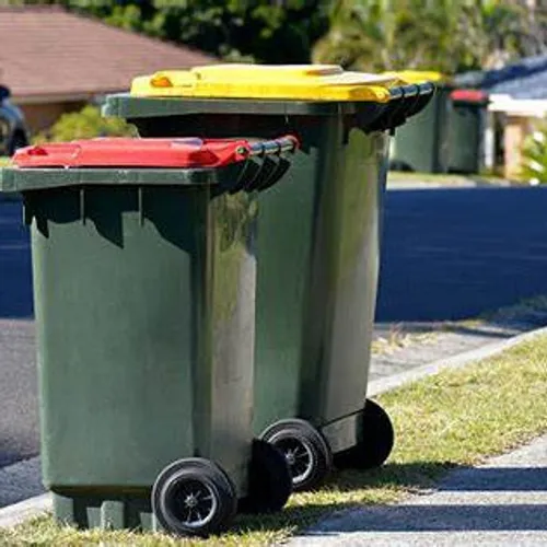 [ SOCIETE ]: Grève des agents de propreté suspendue pour répondre...