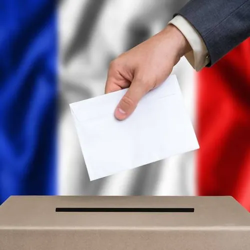 [ SOCIÉTÉ ]: J-2 avant le second tour de la présidentielle.