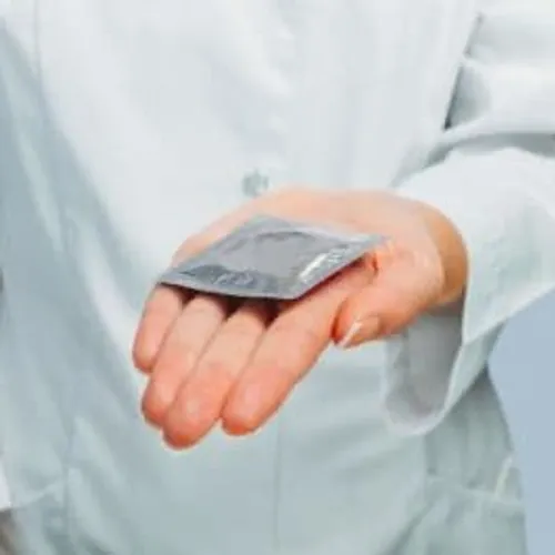 [SOCIÉTÉ / SANTÉ ]: Les ventes de préservatifs en chute libre...