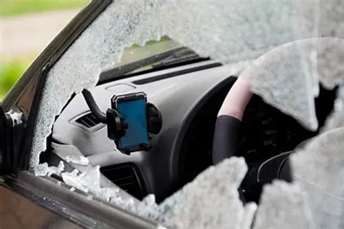 [ Sécurité ] Vandalisme à Nîmes : Un jeune de 19 ans arrêté près de...