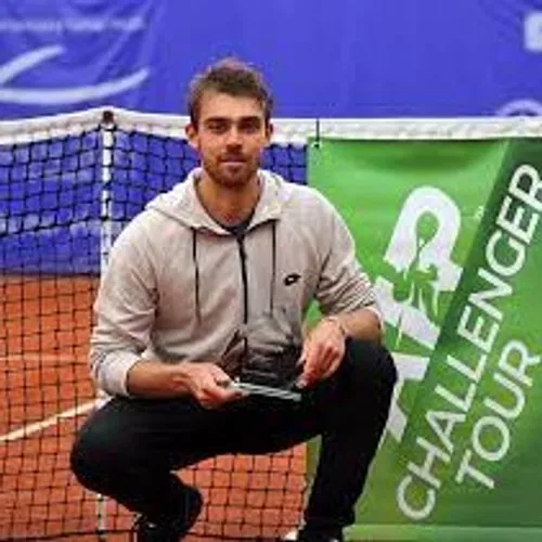 [SPORT-TENNIS]: Le Nîmois, Benjamin Bonzi est à Roland Garros...