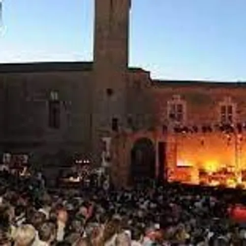 [CULTURE/LOISIRS]: le festival l’été au château à Salon de Provence.