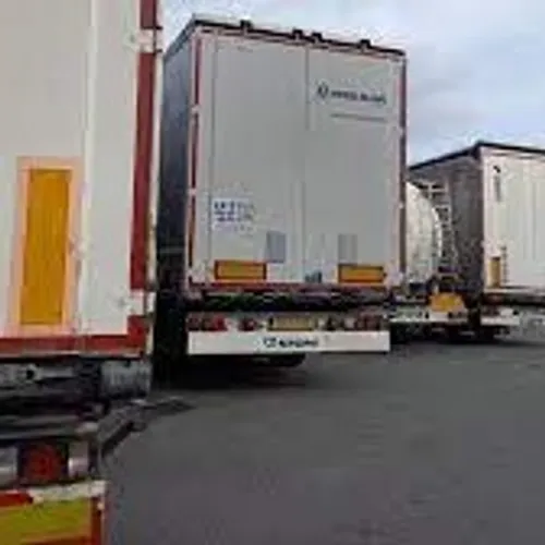 [FAITS DIVERS]: Un chauffeur routier transportant une cinquantaine...