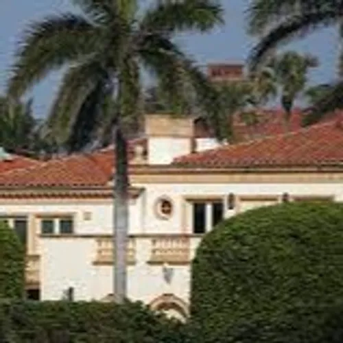 [ FAIT DIVERS ] Etats-Unis: Perquisition du FBI chez Donald Trump