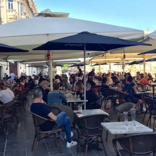 [ SOCIETE ] Déconfinement: Les bars et restaurants dans les...