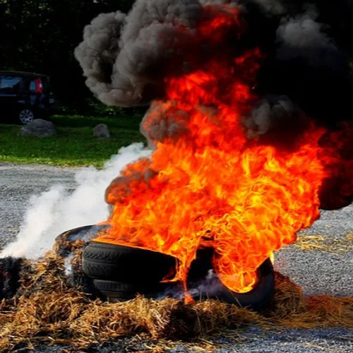 [ ECOLOGIE ] INCENDIE PRES D'UNE ECOLE