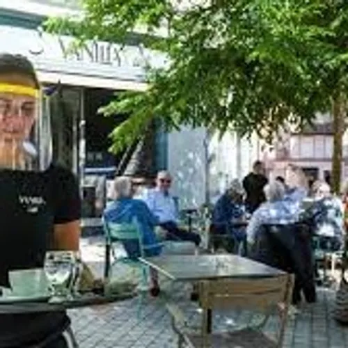 [EMPLOI]: L'ouverture des restaurants.